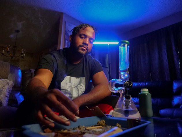 smoking bong
